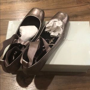 jessica simpson mandalaye flats